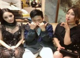 关注娱乐圈吃瓜群众的微博,最新爆料揭秘！